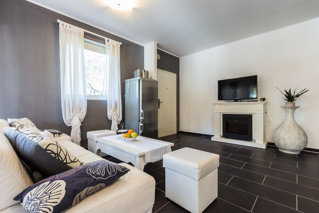 Holliday Home Maxdom Sukošan Exterior foto