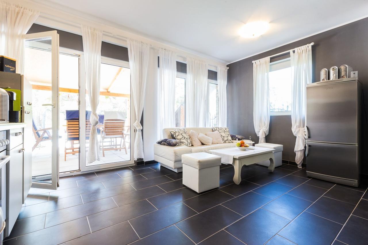 Holliday Home Maxdom Sukošan Exterior foto