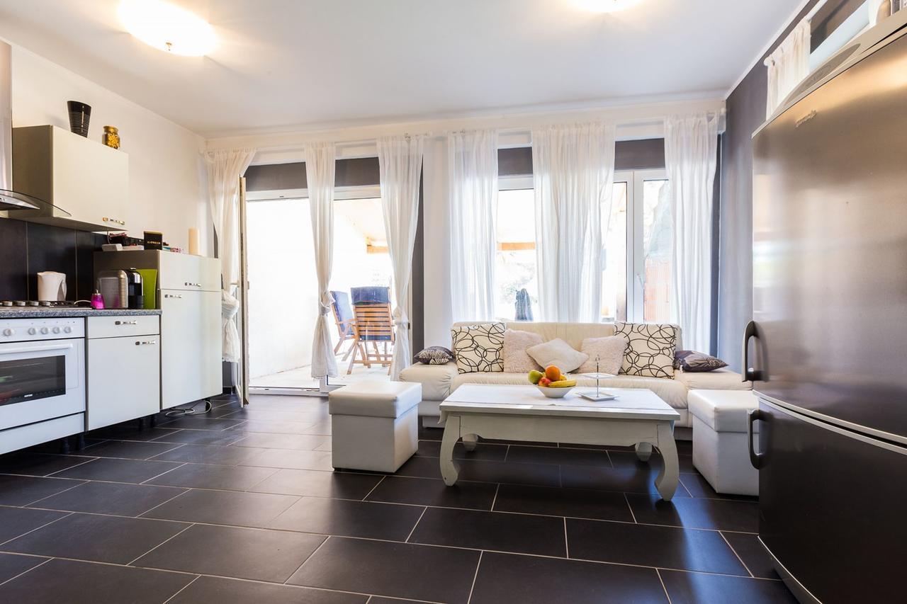 Holliday Home Maxdom Sukošan Exterior foto