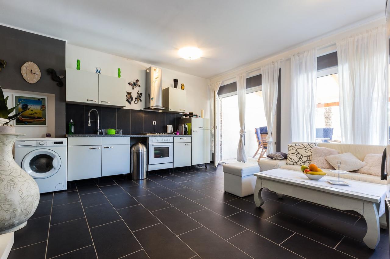 Holliday Home Maxdom Sukošan Exterior foto
